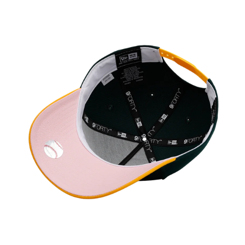 NEW ERA OAKLAND ATHLETICS "TEAM COLOR HEARTS" 9FORTY A-FRAME