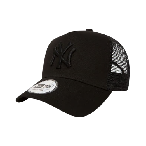NEW ERA NY YANKEES BLACKOUT TRUCKER